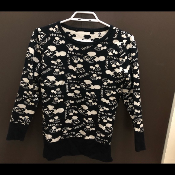 A lovely long sleeve top sweatshirt! - Picture 1 of 2